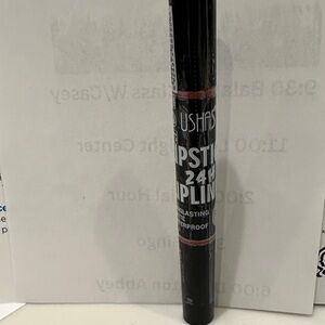 Black Lip Liner Pen